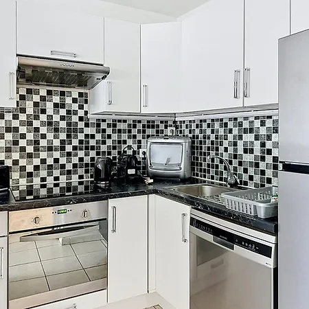 Apartamento Modern One Bedroom In *