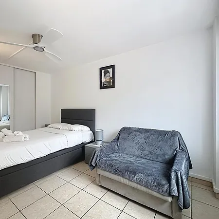 Modern One Bedroom In